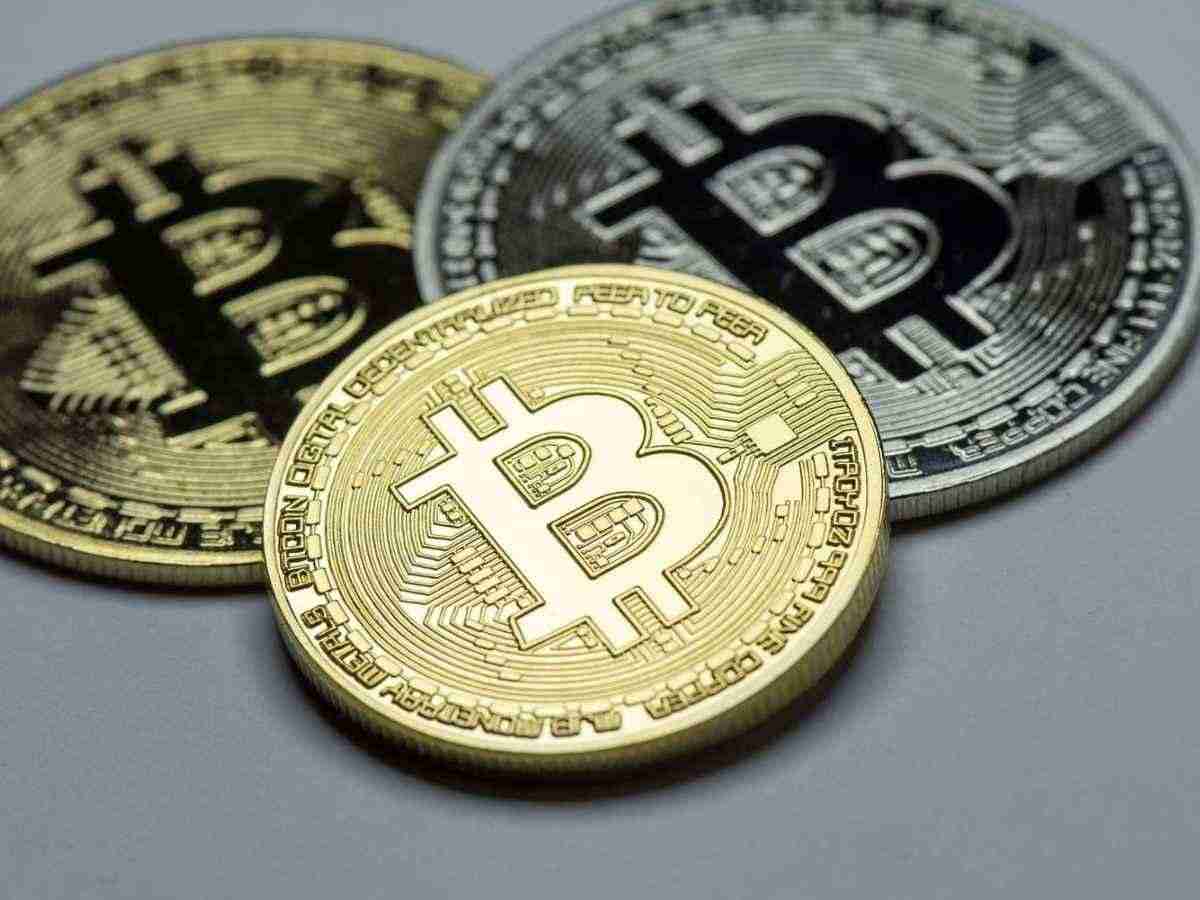 比特币价格火箭：新的历史高昂和预测330,000美元的市场激增