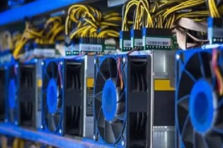 伊朗挖矿风暴：比特币波动背后的能源危机与权力博弈