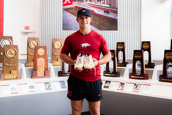 Dogecoin看涨交叉显现，杯柄结构或迎2.85美元新高