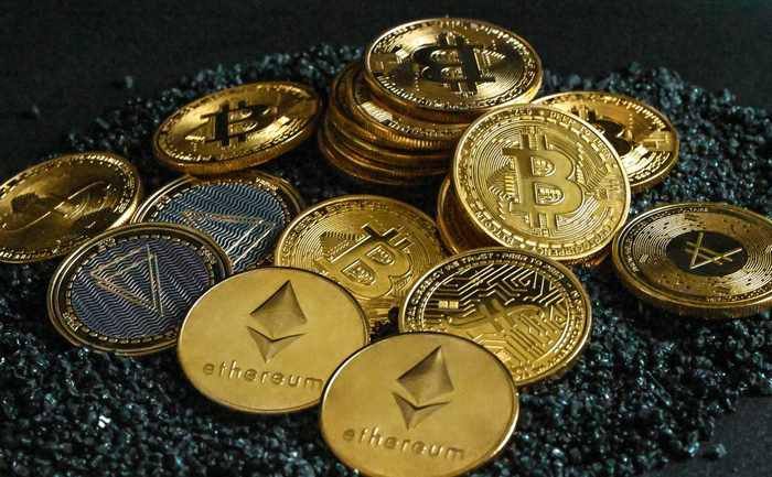 WLFI代币迁移引爆机构关注，USD1稳定币挑战Tether