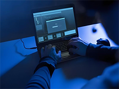 比特币骗局新套路曝光：杀猪盘+AI伪造，2025年损失超55亿美元