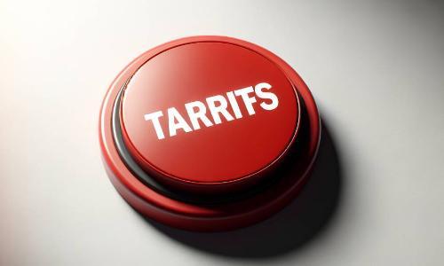 特朗普拟对加征35%关税 市场波动加剧