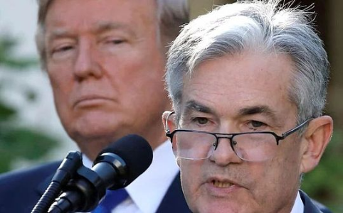 特朗普威胁解雇鲍威尔引发股债汇三杀 黄金飙升