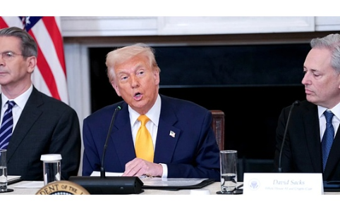 特朗普签署GENIUS法案：美国首部稳定币监管框架落地