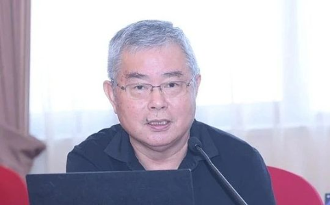 李扬：稳定币非货币但具战略意义，人民币国际化需破局