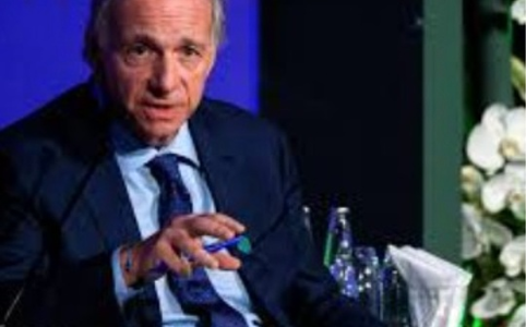 达利欧：特朗普与鲍威尔之争背后是货币控制权博弈