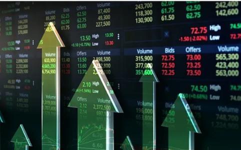 比特币12万关口徘徊：别问牛市结束没，该问现在是哪一季？