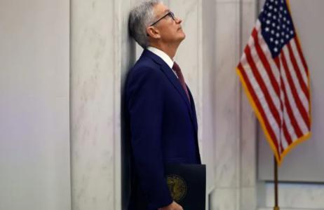 美联储维持利率不变，通胀与关税成关键变量