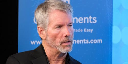 Strategy市盈率对比遭质疑 比特币波动影响估值引发争议