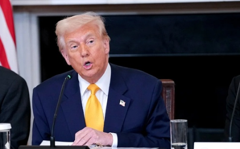 美国政府入股英特尔引发市场震荡，加密货币领域或迎监管新范式