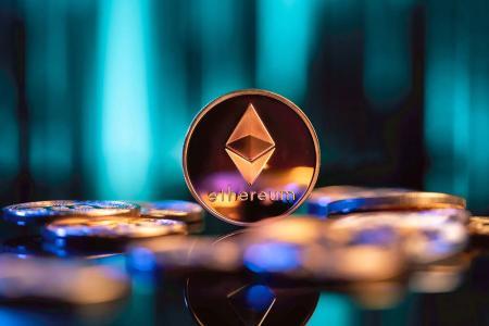 2025年ETH富豪榜揭秘：机构主导持仓，贝莱德成最大持有者