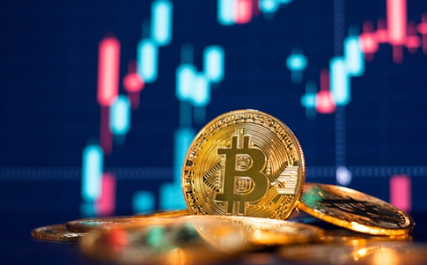 DeFi总市值破1700亿，比特币波动与Layer2动态引关注