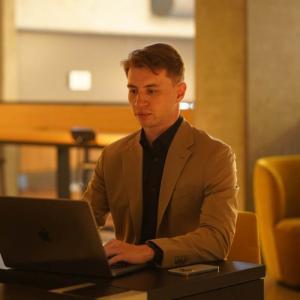 Chainlink LINK走势放缓，分析师关注9月价格潜力