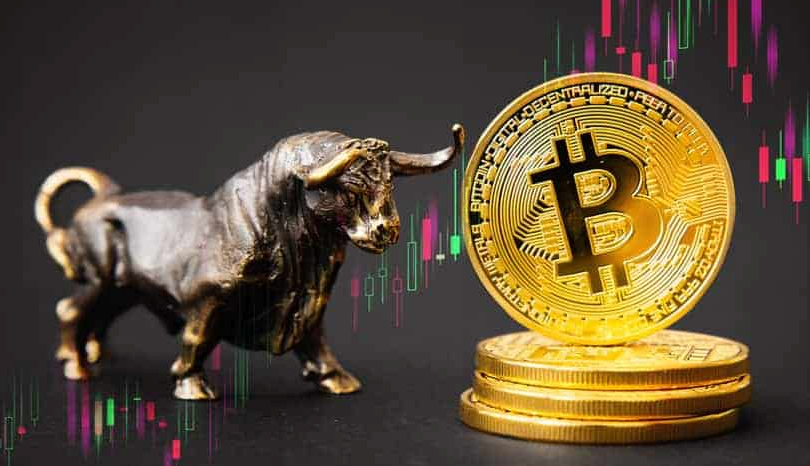 比特币失守8.6万美金：多空激战引爆空爆行情