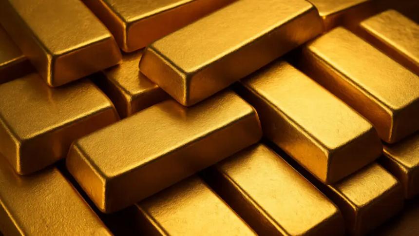 黄金价格创历史新高：未来或攀升至3900美元