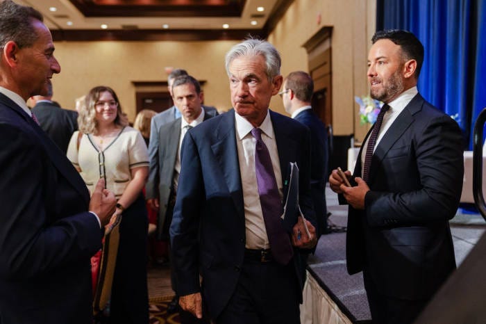 美联储9月降息后市场观察：股市震荡、债市分化与加密市场的链上调整