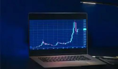 比特币缓慢上涨背后：流动性主导市场趋势