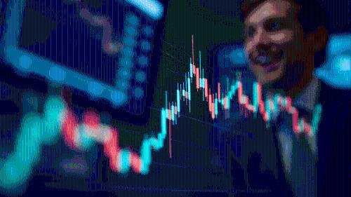 比特币兑波兰兹罗提24小时波动超2000点，技术面现超买信号