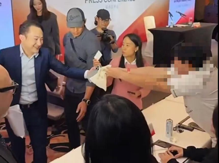 05后加密狂人嗯哼：“币安太子”只是我的保护色