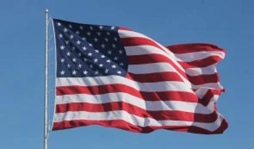 美国经济转型：电动汽车政策突变与AI医疗崛起并行