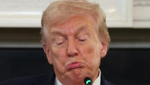 特朗普关税政策引爆比特币闪电崩盘，价格暴跌12000美元