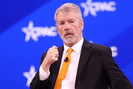 Strategy公司募资7.5亿美元暂停比特币购买，市场趋势引发关注