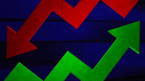 2025比特币价格走势分化：标普500涨20% vs BTC跌4%