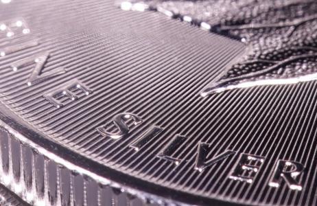 白银冲高至84美元，比特币价格走势仍显疲软