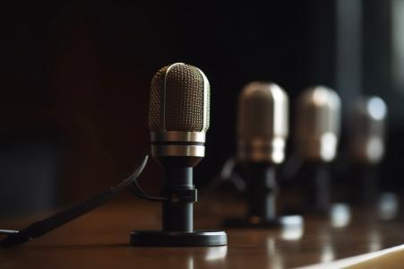 华夏核心制造四季报：研究型基金经理首份答卷，聚焦核心制造与业绩兑现