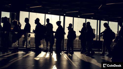 以太坊链上交易量创新高，质押退出队列清零释放稳定信号