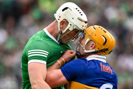 Kyle炮轰Hyperliquid遭Hayes十万赌约回应：币圈道德与价格的博弈