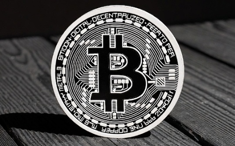 纸比特币真相：四类衍生品如何操控BTC市场