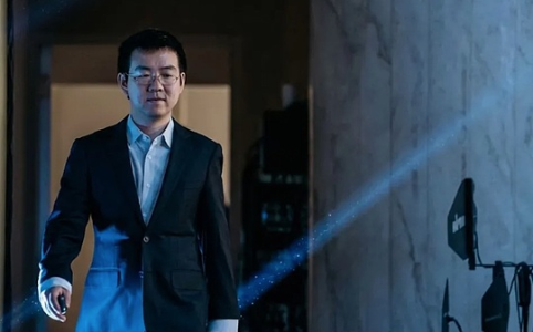 比特小鹿清空比特币库存：13亿美元债务押注AI算力未来